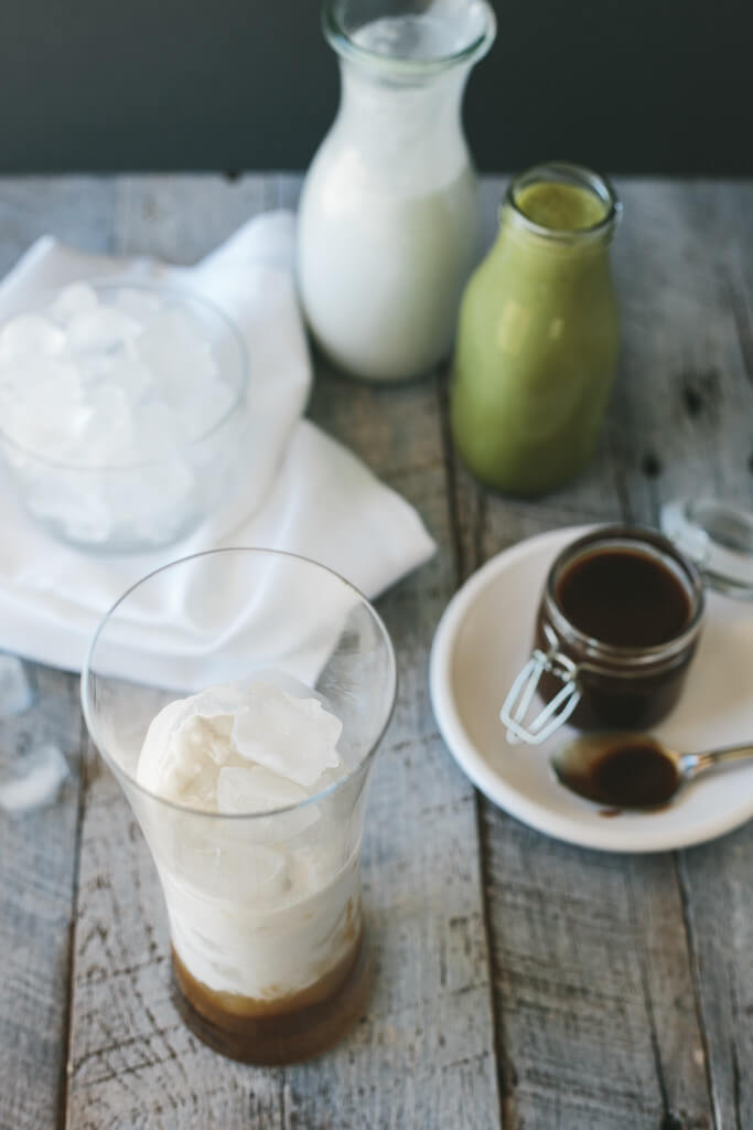 iced-matcha-and-salted-caramel-latte-3