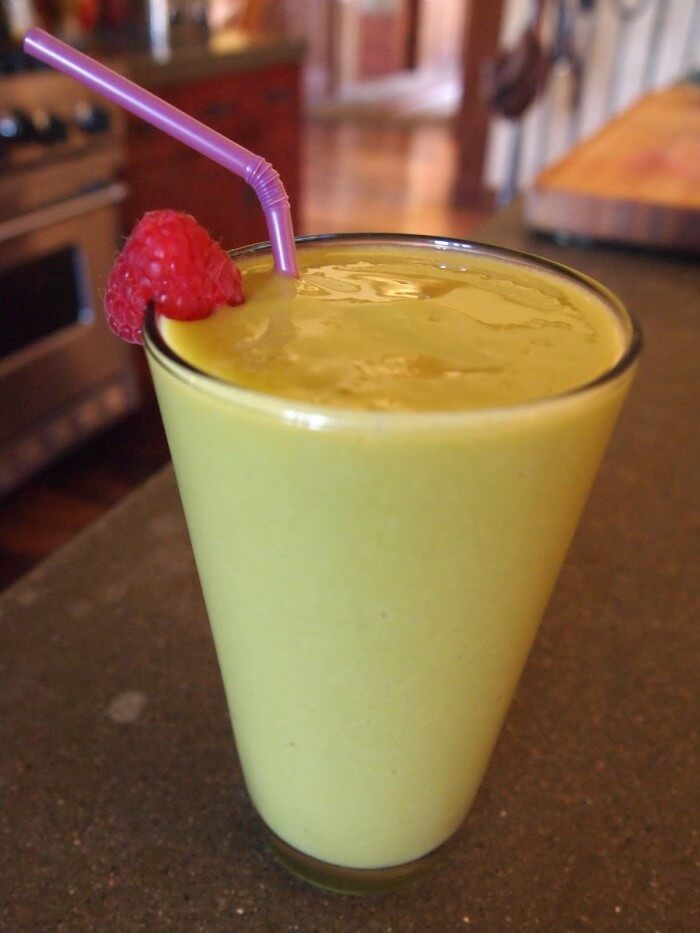 Mango-Matcha-Smoothie