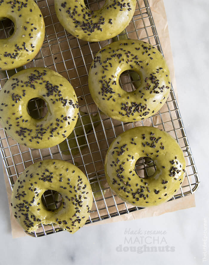 matcha-doughnuts