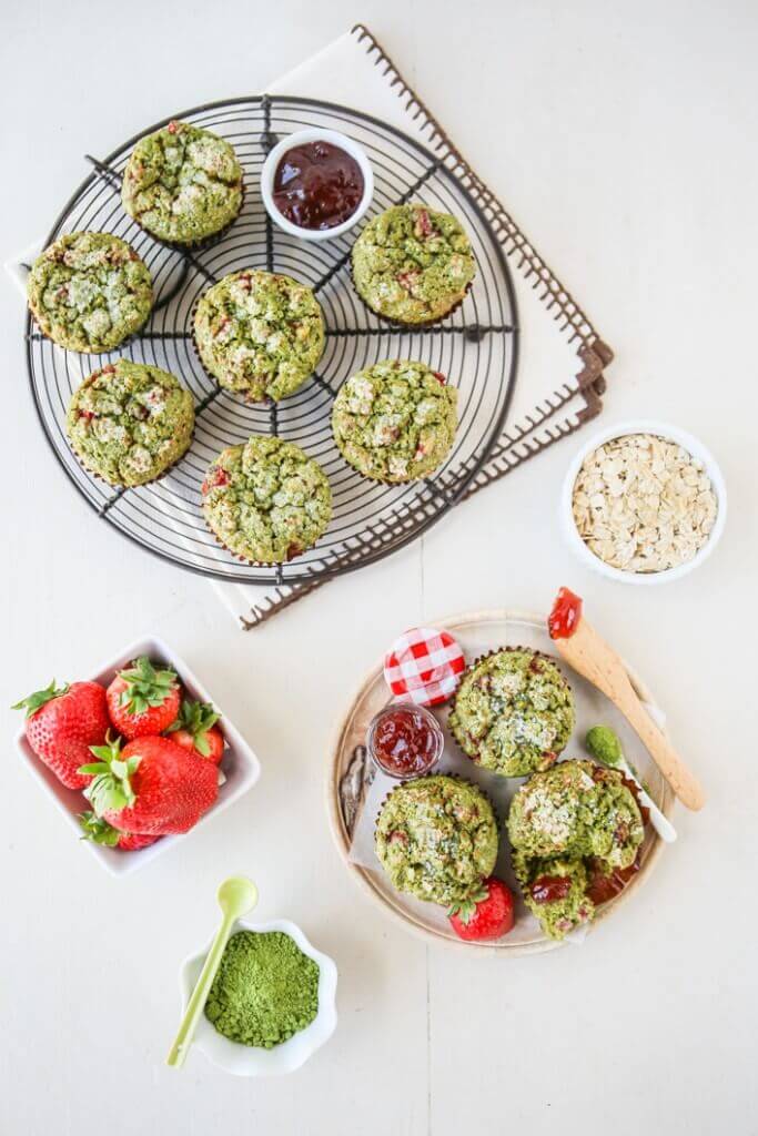 strawberry-matcha-muffins