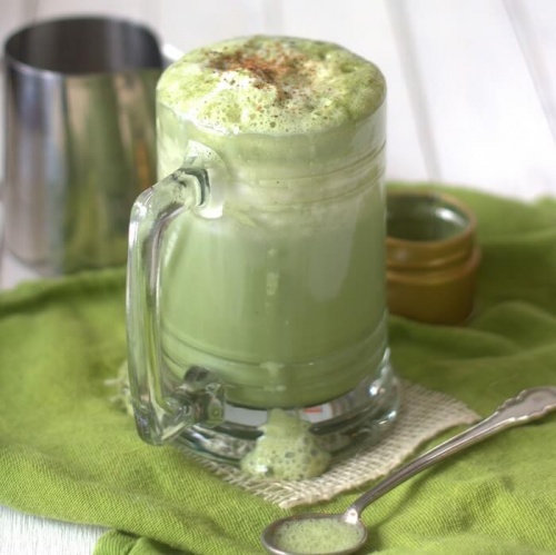 COCONUT VANILLA MATCHA LATTE